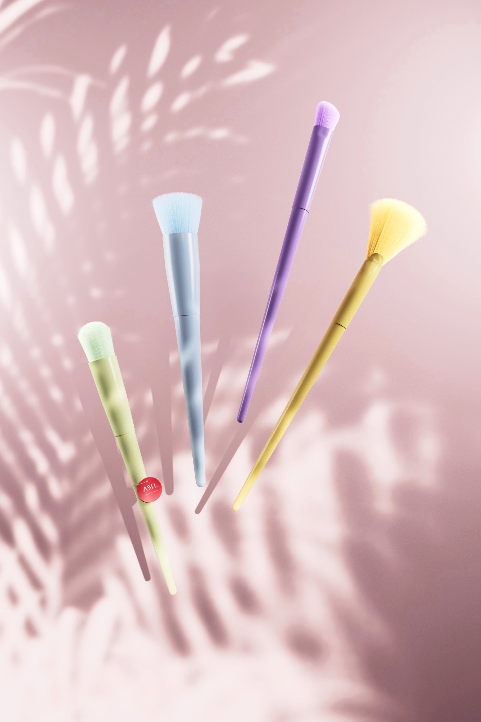Juego de 17 brochas de maquillaje minimalistas y coloridas A&H